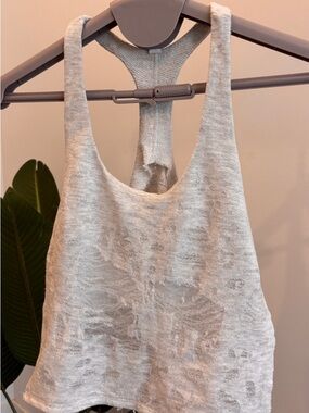 ALO Yoga Heathered Light Gray Racerback Knit Crop Tank